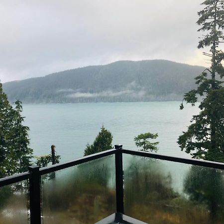 Sandy Feet Retreat Port Renfrew- Oceanfront 2Br Modern Cottage מראה חיצוני תמונה