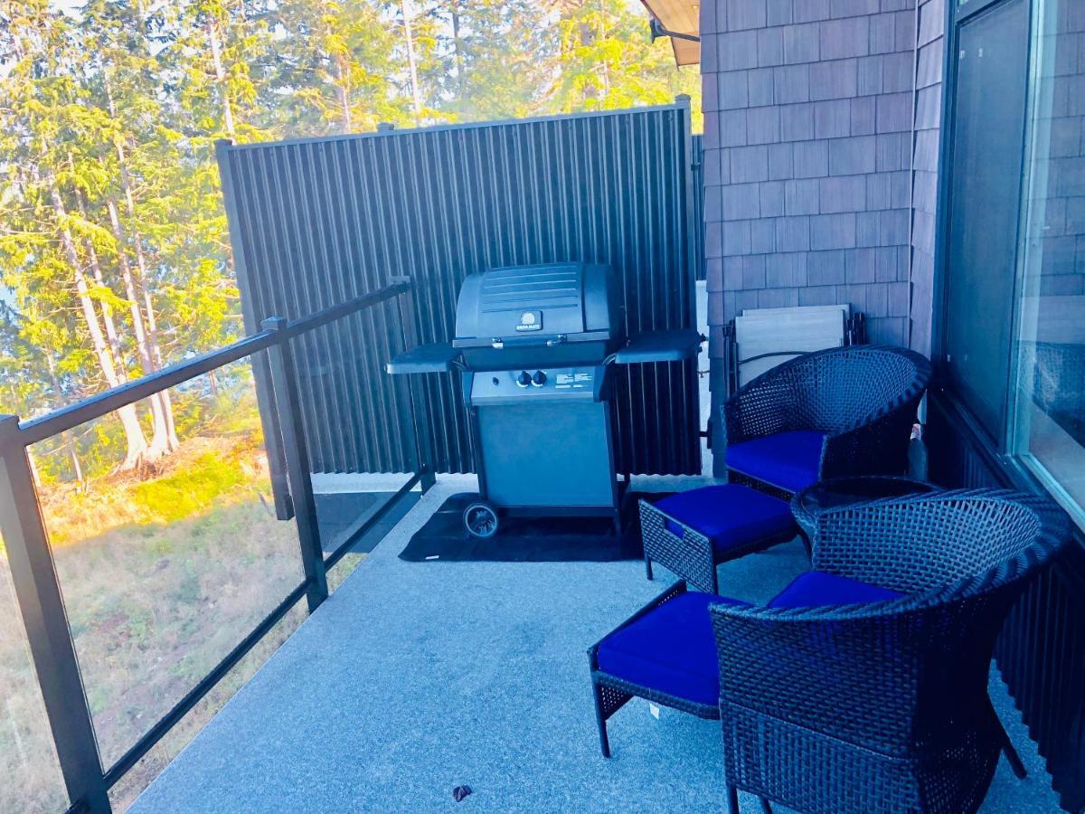 Sandy Feet Retreat Port Renfrew- Oceanfront 2Br Modern Cottage מראה חיצוני תמונה